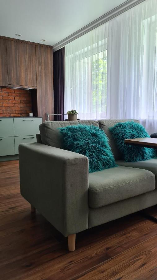 Mona Apartamentai Telšiai Exteriör bild