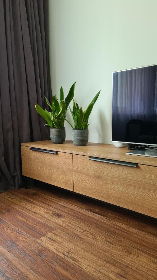 Mona Apartamentai Telšiai Exteriör bild