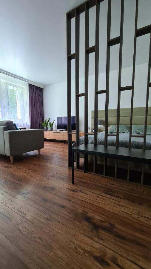 Mona Apartamentai Telšiai Exteriör bild